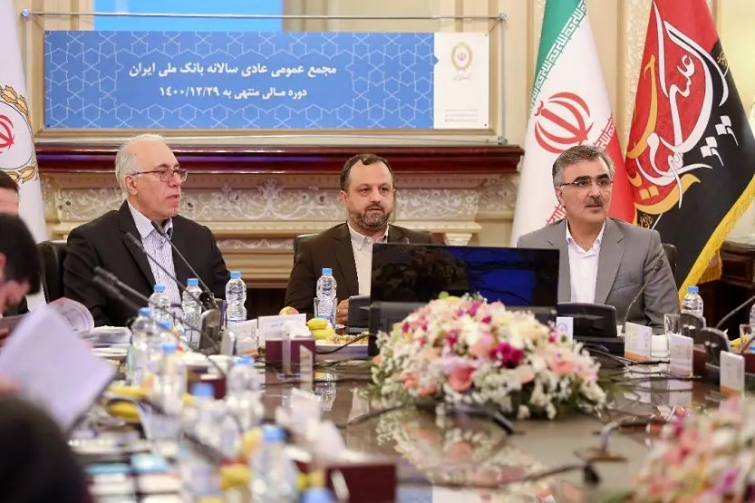 تقدیر معاون وزیر اقتصاد از خدمات بانکداری الکترونیک بانک ملی ایران در مجمع سالیانه