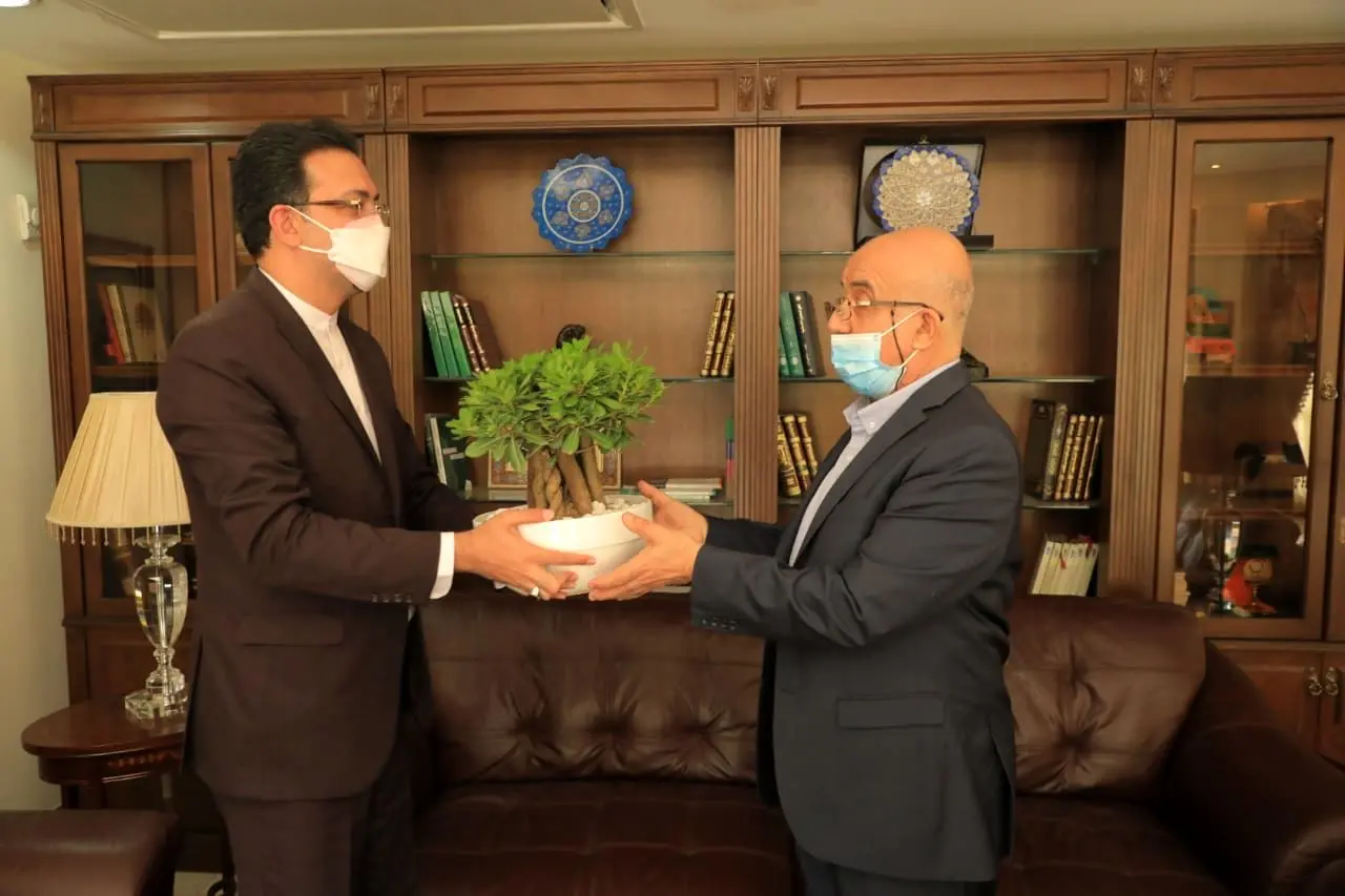 ابلاغ پیام تبریک شهردار تهران به سفرای کشورهای مسلمان  واقع در منطقه2