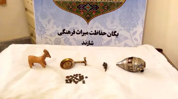 کشف و ضبط سکههای تاریخی در شازند