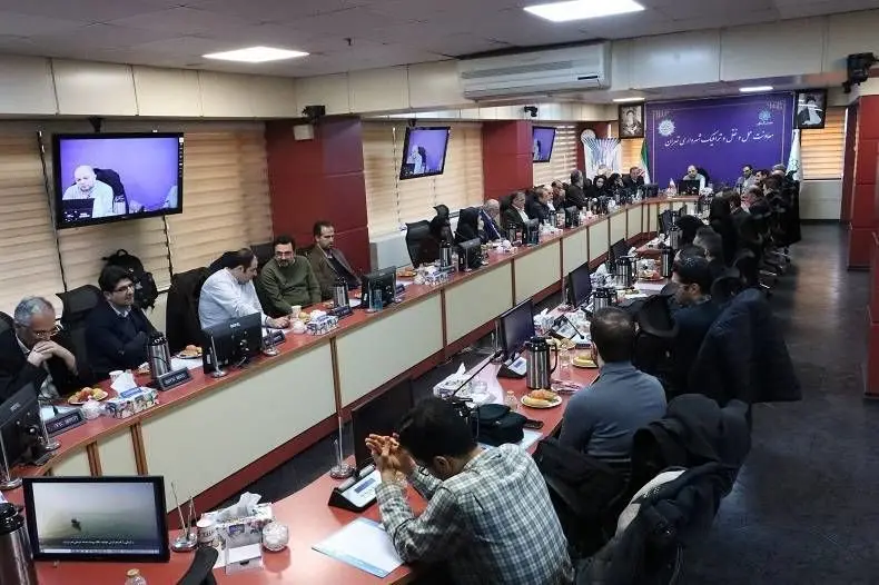 نشست هم‌اندیشی با شرکت‌های دانش‌بنیان حوزه حمل و نقل و ترافیک