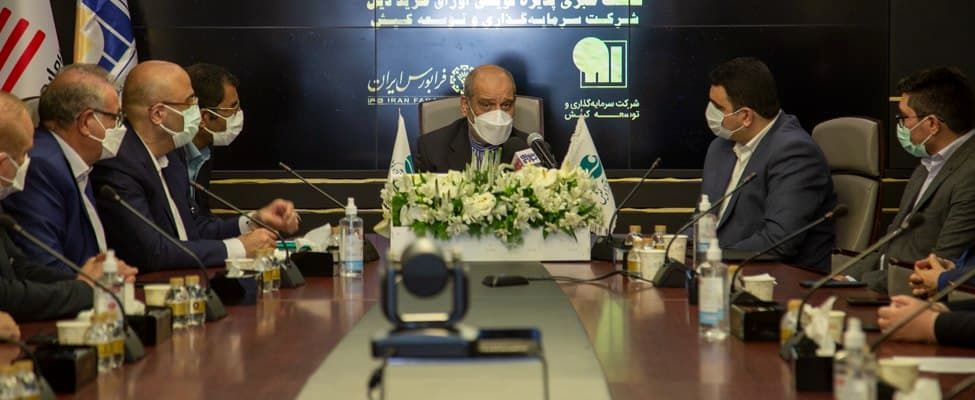 لزوم بهره‌گیری مناطق آزاد از ظرفیت‌های بازار سرمایه برای تامین مالی
