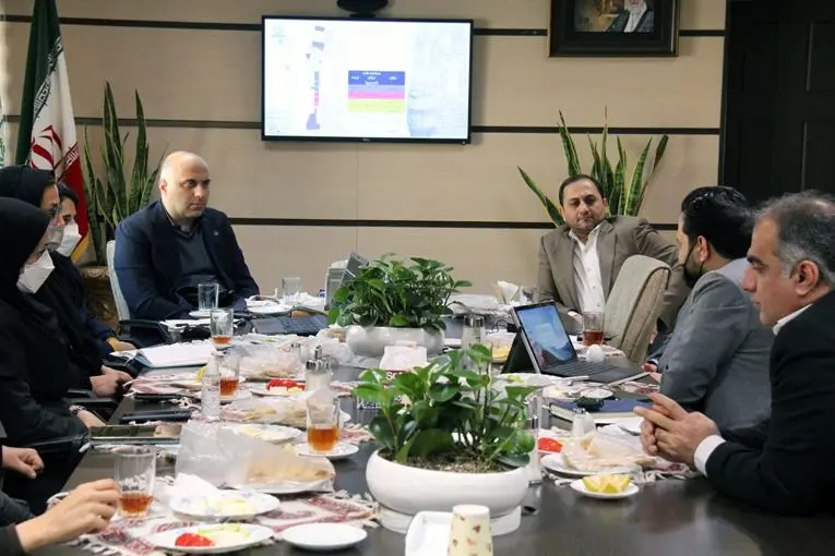ایجاد هم پیوندی فضایی و تقرب اجتماعی میان محله های ده ونک و اسلام آباد 

