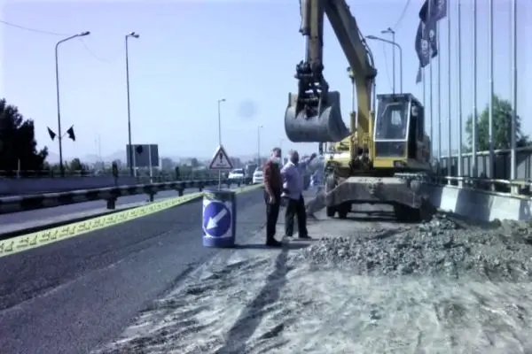 طرح تعمیر و بهسازی پل ورودی آزادراه قم – تهران ( پل سنجر ) عملیاتی شد

