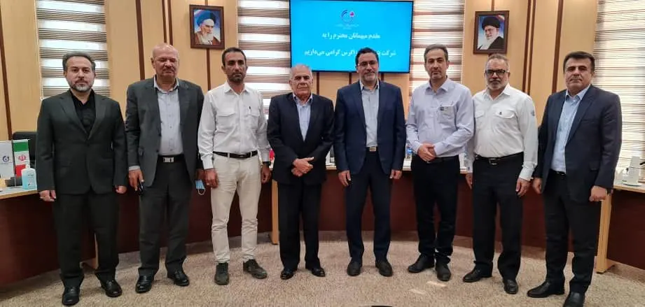 نشست رئیس کمیسیون صنایع و معادن مجلس با متانول‌سازان در پتروشیمی زاگرس

