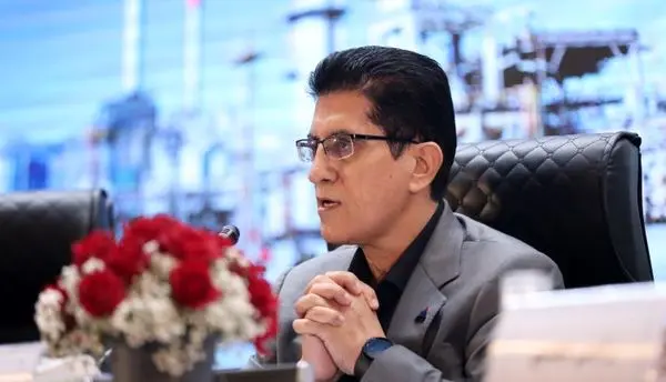 بهره گیری از هوش مصنوعی در برنامه های راهبردی هلدینگ پتروپالایش اصفهان