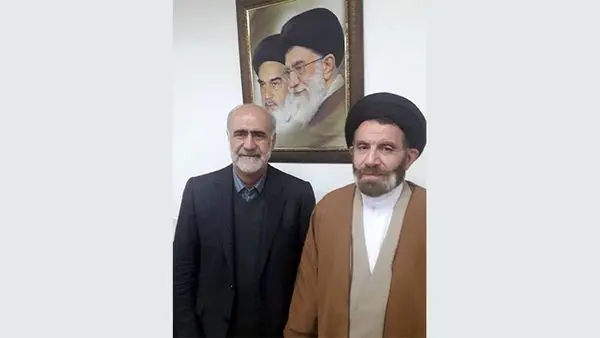 
قدردانی امام‌جمعه خرم‌آباد از بانک‌پاسارگاد به دلیل ایفای مسئولیت‌های اجتماعی