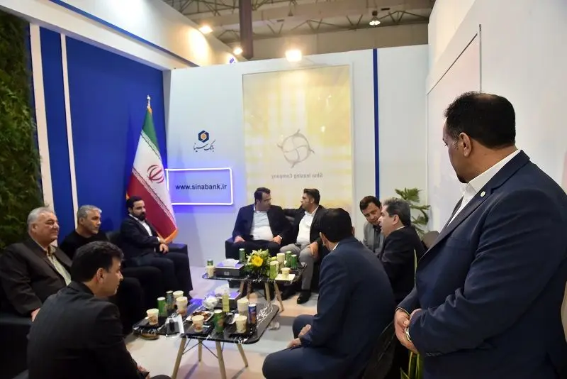 روز پر‌بازدید غرفه بانک سینا در آغاز دهمین دوره نمایشگاه کیش‌اینوکس