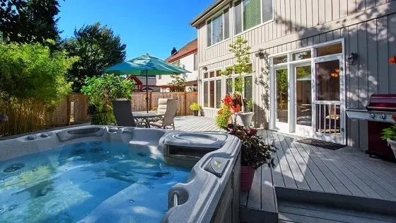 خرید جکوزی خانگی با قیمت عمده در 4 تیپ مختلف