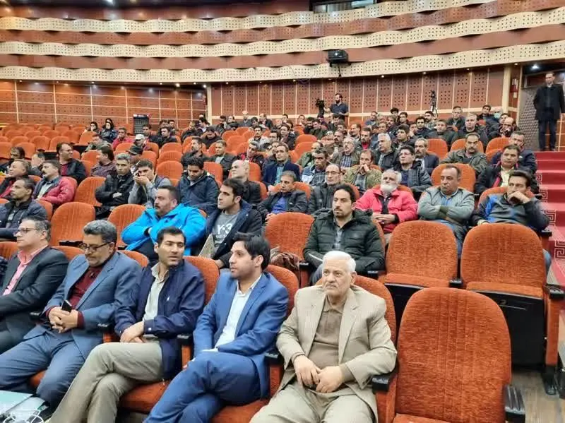 برگزاری همایش ارگونومی، بیماری های واگیر ‌و غیرواگیر و بهداشت روان ویژه کارکنان سازمان عمران شهرداری اراک