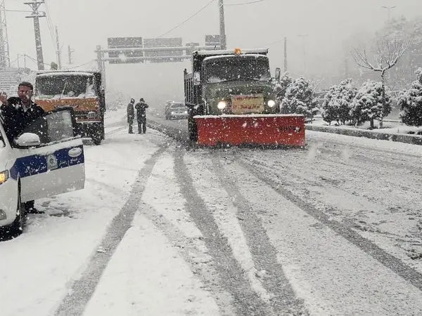 اجرای دومین عملیات برفروبی ۱۴۰۱ در منطقه۱۳