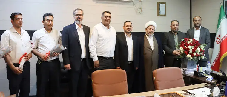 قدردانی از خدمات همکاران منابع انسانی شرکت پازارگاد