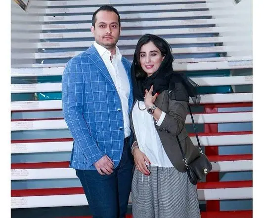 لباس های عجیب و غریب خانم بازیگر در کنار همسرش+عکس
