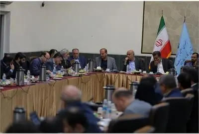 هم‌اندیشی وزیر کار با کمیسیون اجتماعی مجلس برای توسعه منطقه‌ای

