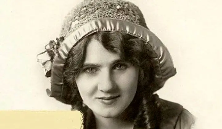 مخترع برف پاکن اتومبیل +عکس