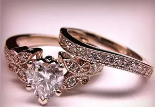 
ازدواج جنجالی مردی با ۲ دختر در یک روز + عکس
