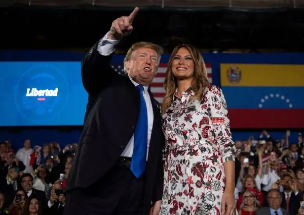 ترامپ و همسرش در جامعه ونزوئلایی آمریکایی+ عکس