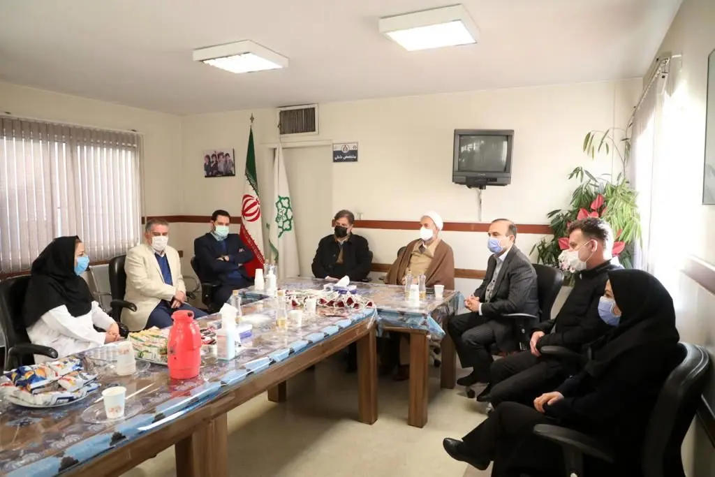 ایثارگری کادر درمان؛ بارزترین شباهت دوران کرونا و  جنگ تحمیلی 

