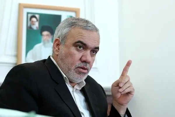 فتح الله زاده: آه من پشت استقلال است!