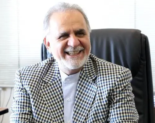 معاون معروف وزیر بازنشسته شد/ تزریق ۲۰۰ میلیون دلار و پیش بینی روند بازار