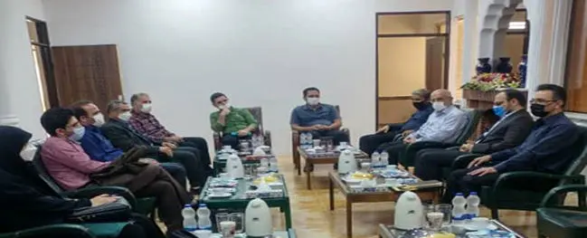 بازدید مسئولین ارتباط صنعت  و دانشگاه از کارخانه ایران مرینوس

