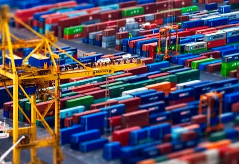  مازاد تراز تجاری کشور به مثبت ۶۰۴ میلیون دلار رسید 