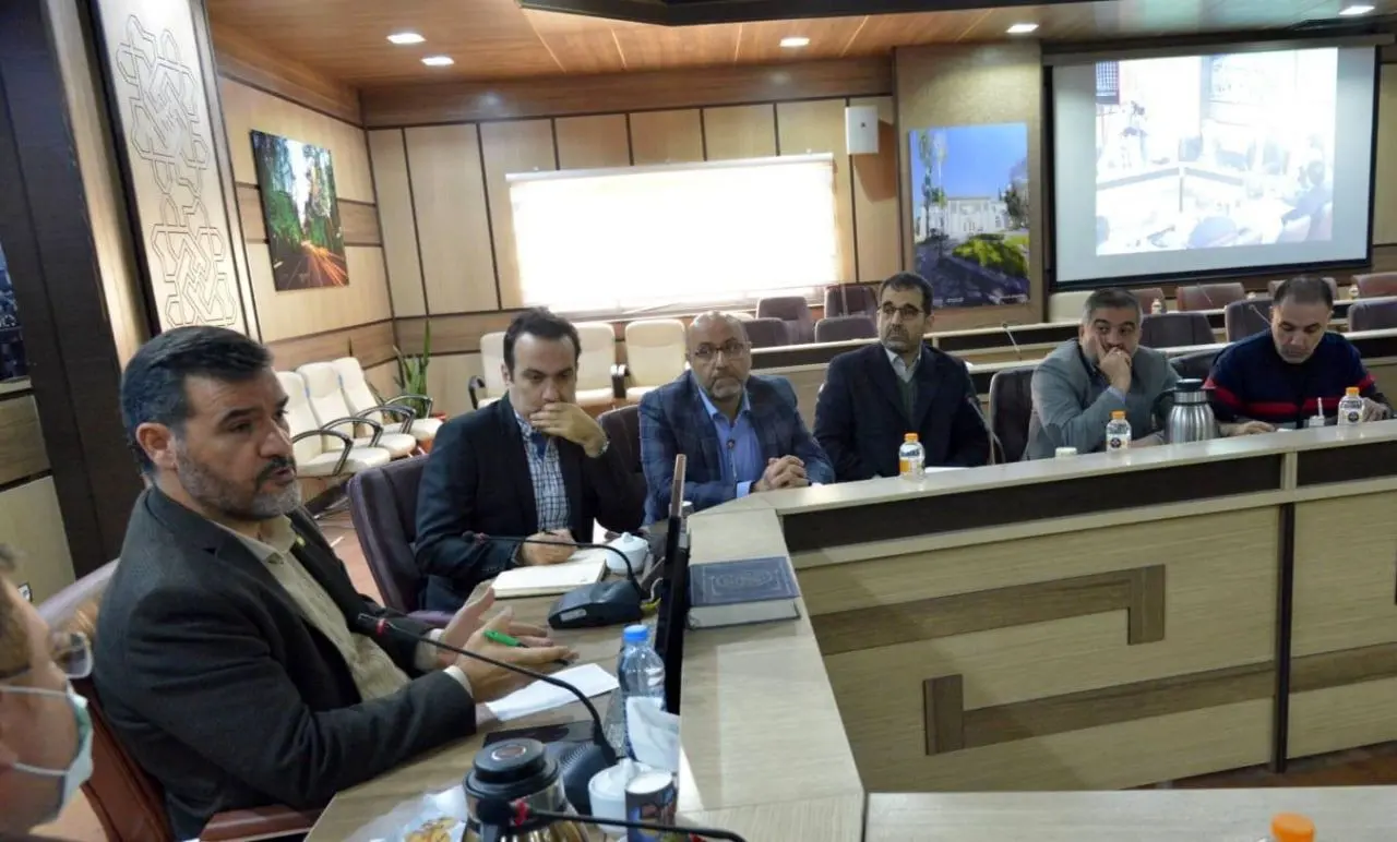 تخفیف عوارض، شهروندان را تشویق به پرداخت و آبادانی شهر می کند 

