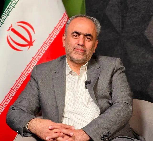 تدوین طرح مقاوم‌سازی و بهسازی لرزه‌ای پل تقاطع بزرگراه یادگار امام با خیابان شهرداری