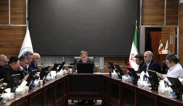 پایداری در خدمات و آرامش جامعه راهبرد بیمه ایران در جنگ تحمیلی