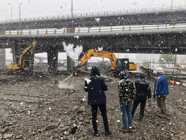 پیشرفت قابل ملاحظه عملیات رفع گلوگاه های سیلابی کانال سیل برگردان غرب