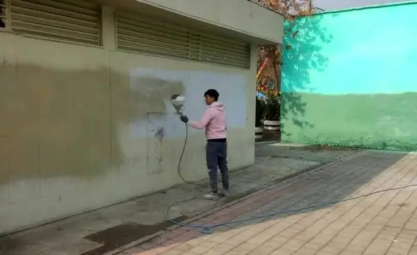 رفع آلودگی های بصری بیش از هزار و 500 متر طول از جداره های شهری منطقه 19