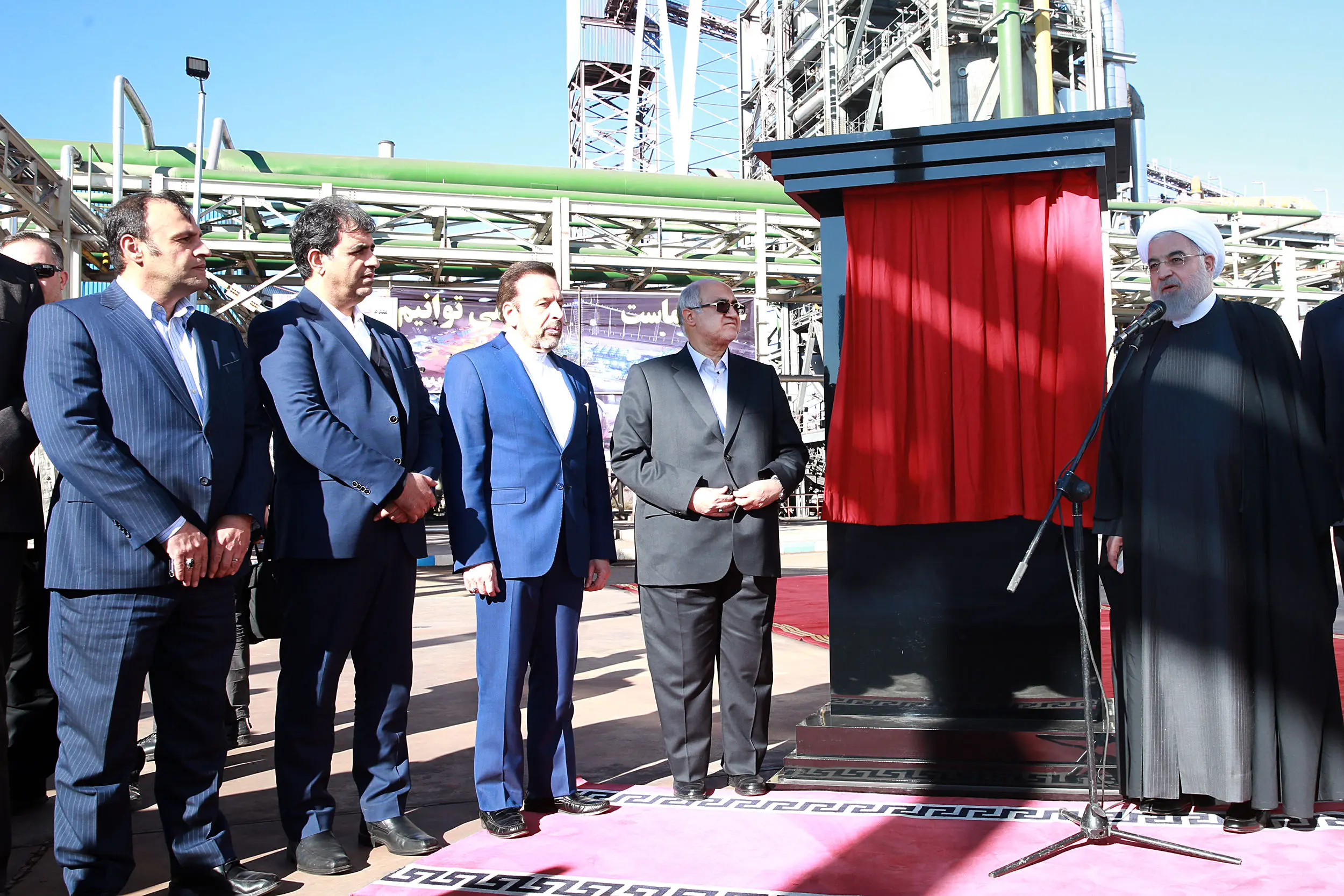 افتتاح کارخانه تولید آهن اسفنجی شهرستان بافت