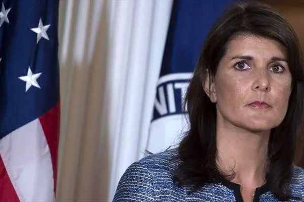 هزینه هنگفت پرده های اقامتگاه نیکی هیلی+عکس