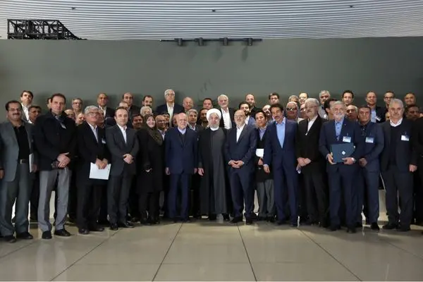 دیدار رئیس جمهور با فعالان صنعت پتروشیمی کشور