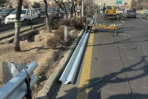 نوسازی و افزایش ایمنی گاردریلهای بزرگراه شهید همت