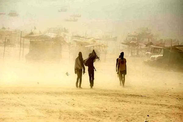 طوفان در هند 77 کشته برجای گذاشت