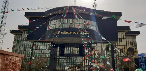 طنین سرودهای انقلابی  و حرکت کاروان خودرویی در منطقه2 