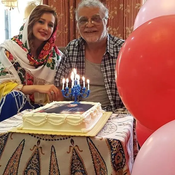 جشن تولد مهدی فخیم زاده پس از ترخیص از بیمارستان+عکس