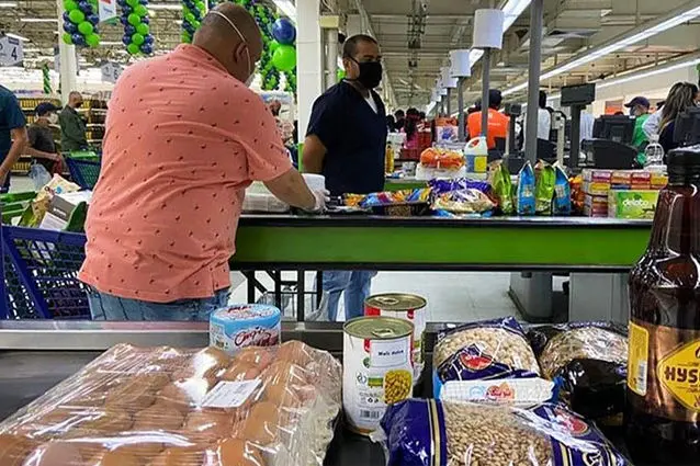 شتاب صادرات، از بیژن به کاراکاس