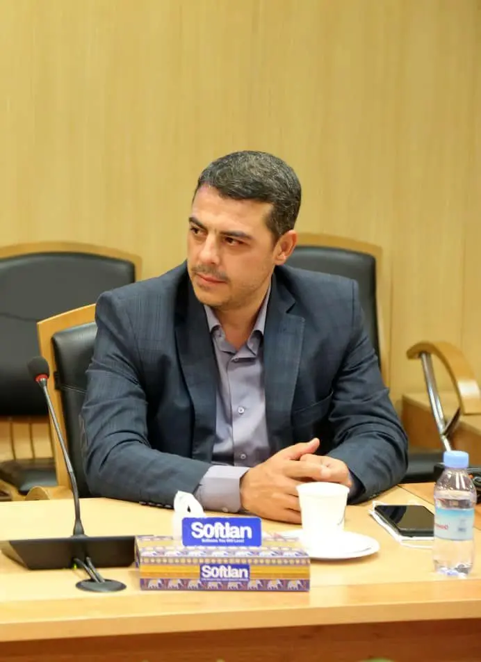 ساختمان ناایمن در خیابان اسدآبادی تخریب شد