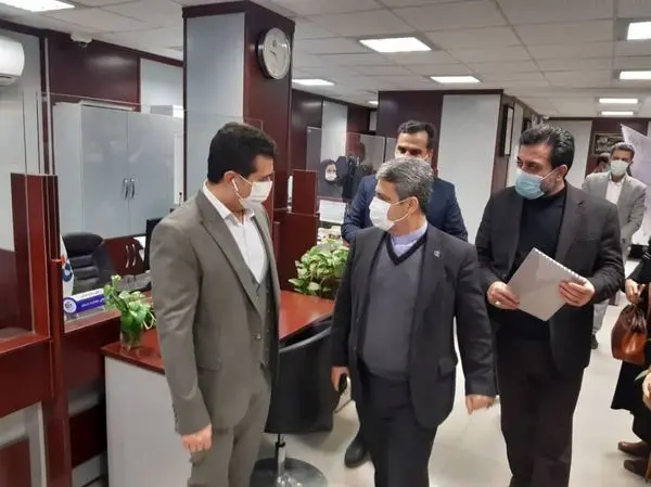 بازدید آقایان دکتر کاردگر نایب رییس هیات مدیره و مدیرعامل بیمه دانا و عبدالحسین پهلوان رییس هیات مدیره این شرکت از شعبه کاشان در تاریخ دهم دی ماه جاری

