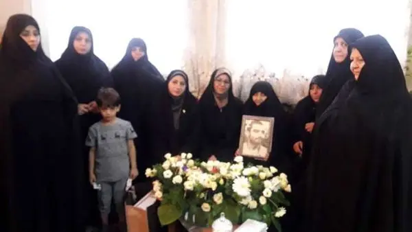 ویژه برنامه گرامیداشت یادشهدای دفاع مقدس با عنوان"حسینی بمان"