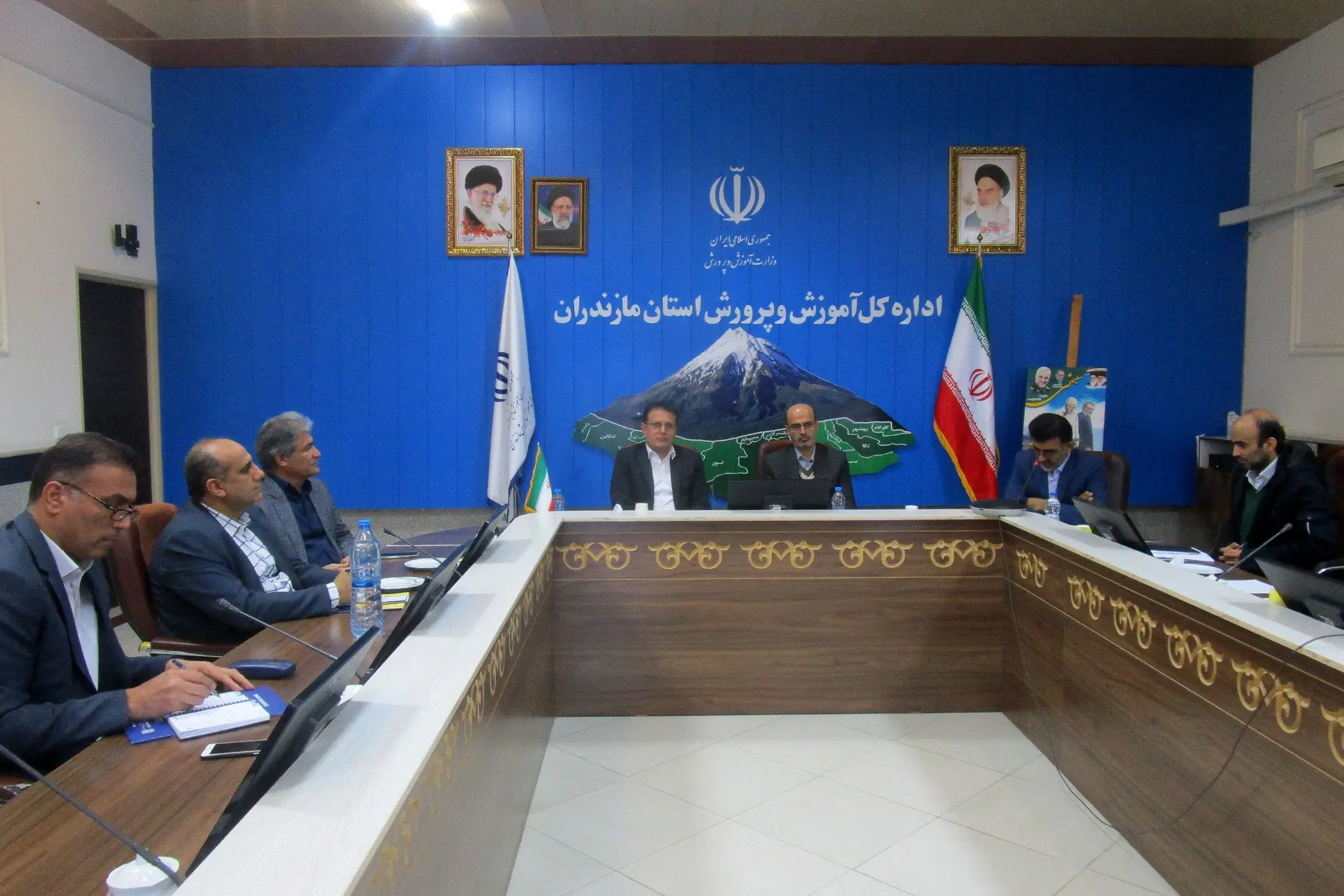 دیدار مدیرعامل بیمه دانا با مدیرکل آموزش و پرورش استان مازندران

