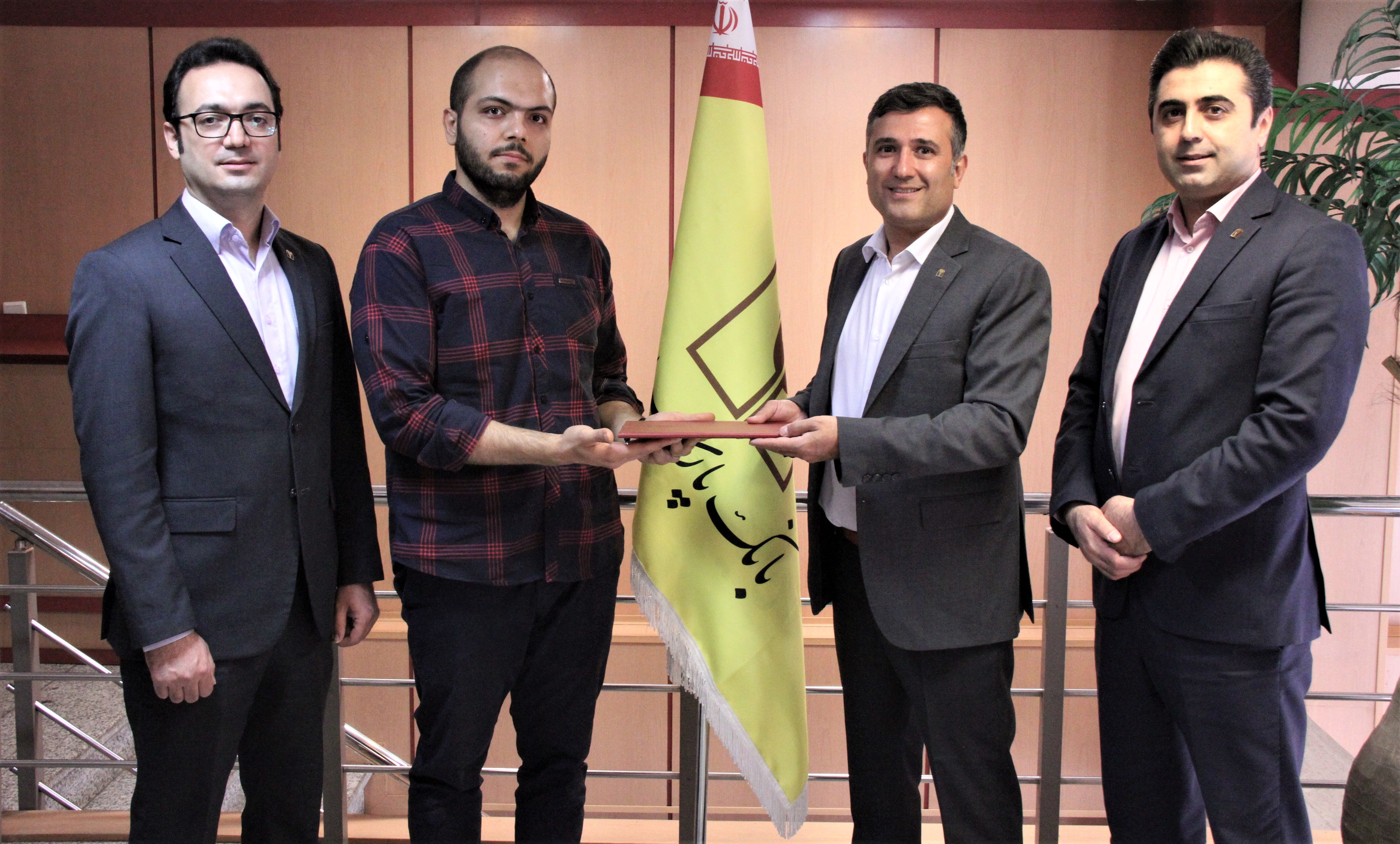 جوایز قرعه‌کشی باشگاه مشتریان بانک پارسیان اهدا شد