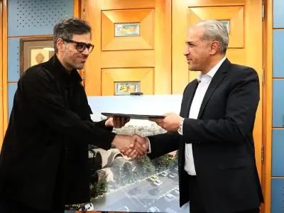 تجلیل از "طراح پروژه میدانگاه جهاد" توسط معاون شهردار تهران
