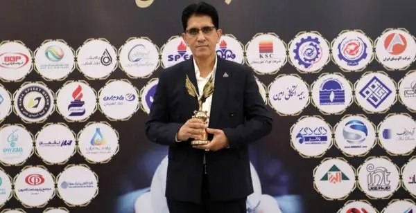 هلدینگ پتروپالایش اصفهان تندیس زرین ششمین اجلاس سراسری مسئولیت اجتماعی و فرهنگ سازمانی را دریافت کرد