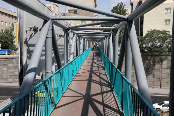 ایمنسازی هفت پل عابر پیاده در بزرگراه امام علی(ع)