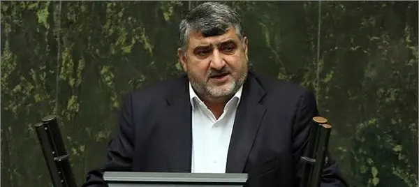 انتقاد نسبت به لغو سخنرانی رئیس قوه مقننه