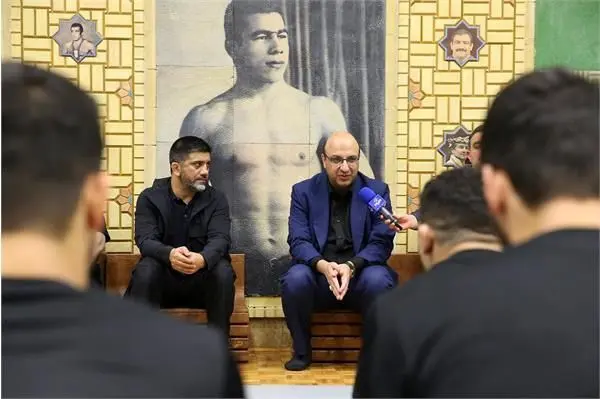 دیدار دبیرکل کمیته ملی المپیک با اعضای تیم‌های ملی کشتی آزاد و فرنگی