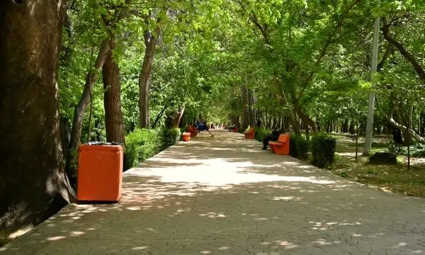 بهسازی شش بوستان فرامنطقه ای در منطقه یک تهران 

