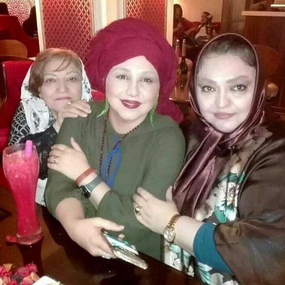 شکل و شمایل جدید بهنوش بختیاری در جشن تولد مادرش+عکس